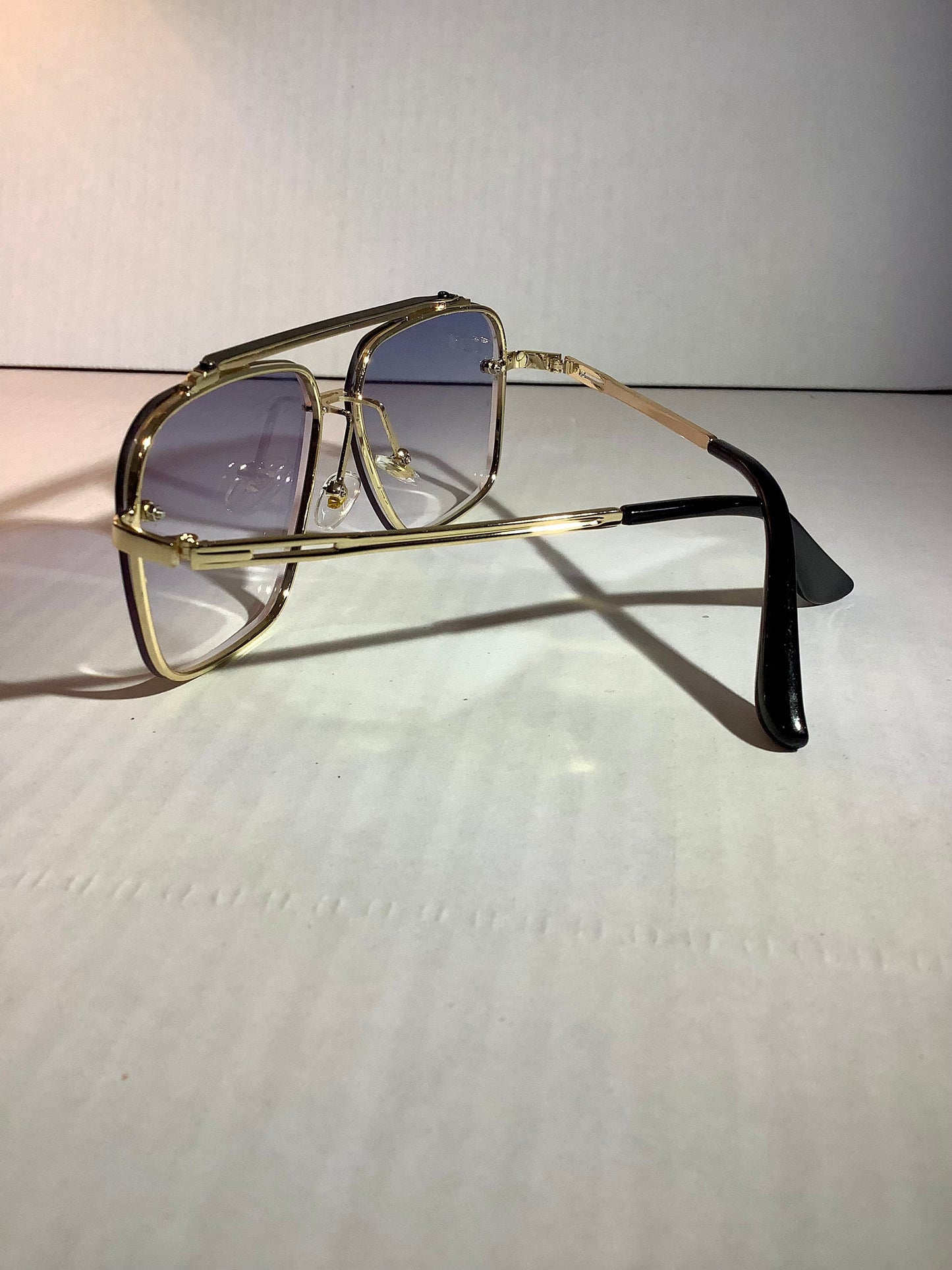Durango sunglasses gradient blue lens