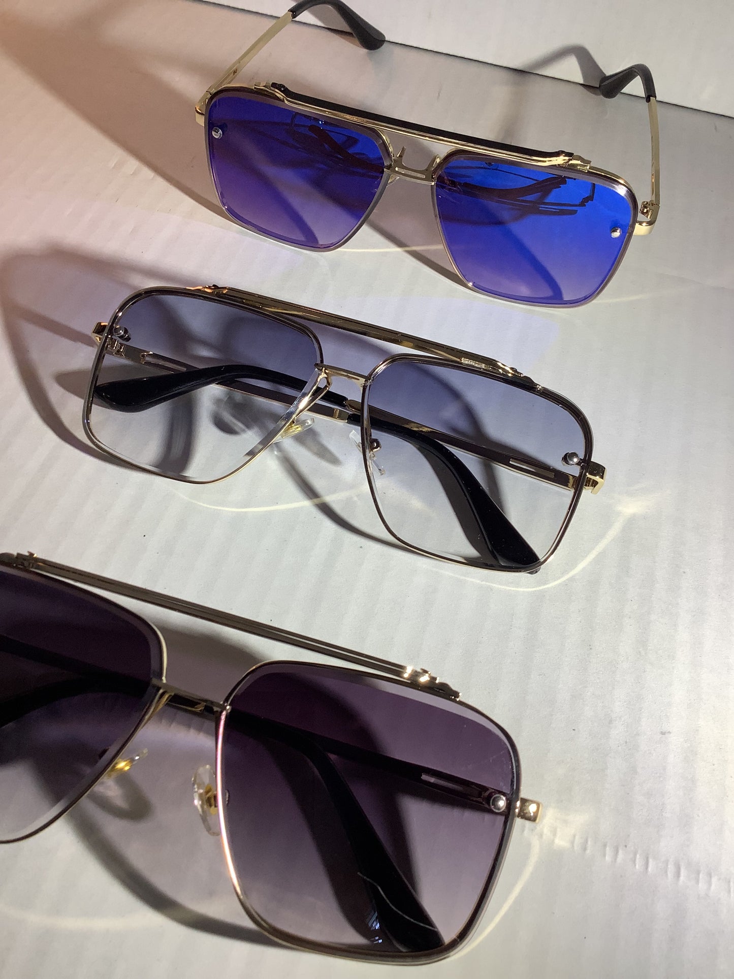 Durango sunglasses gradient blue lens