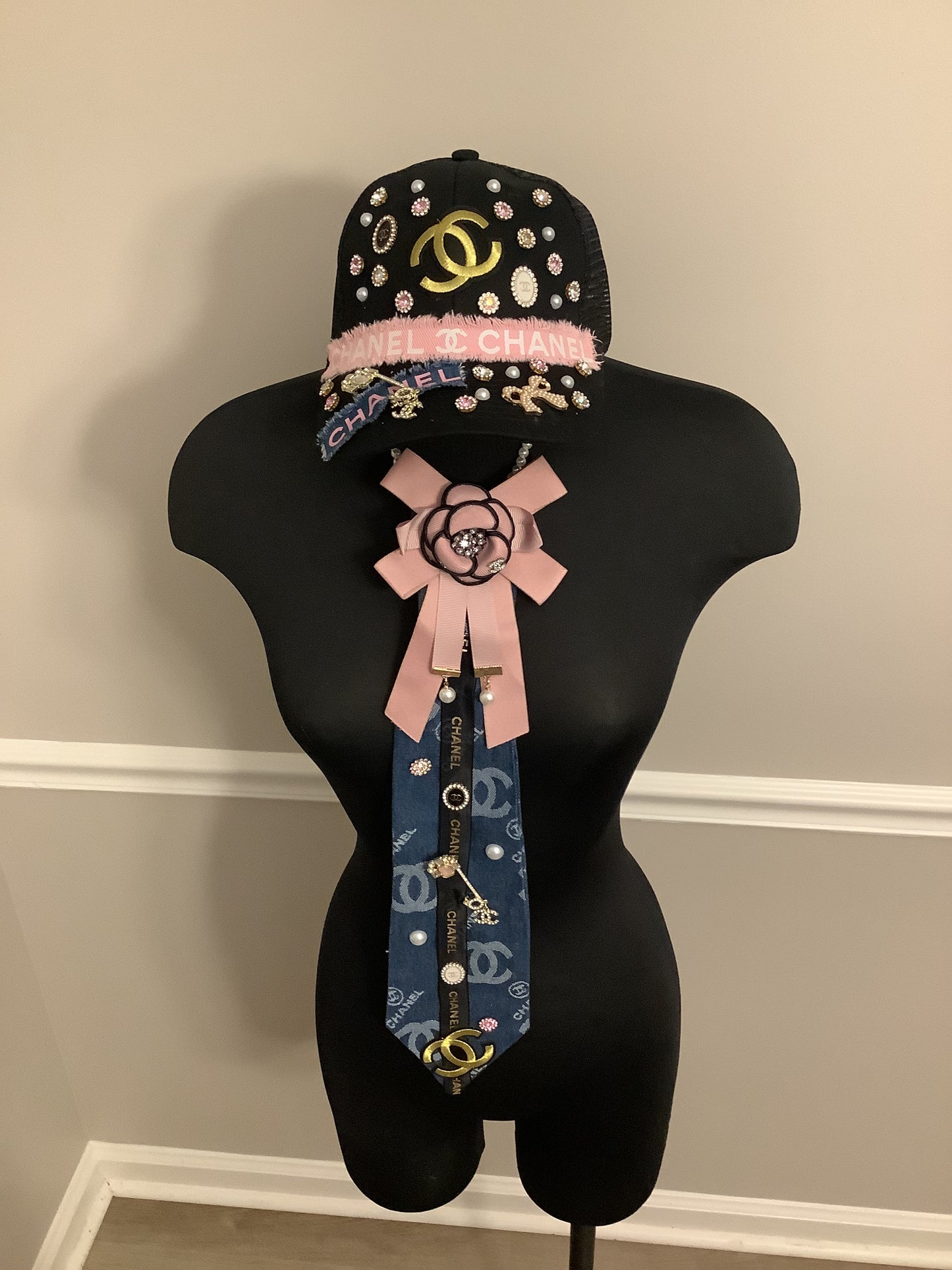 Custom neck ties / TM freestyle neck tie necklace