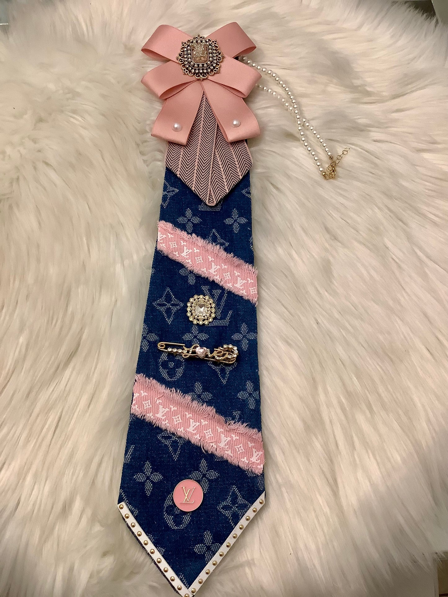 Necktie Necklace / TM Freestyle Ties
