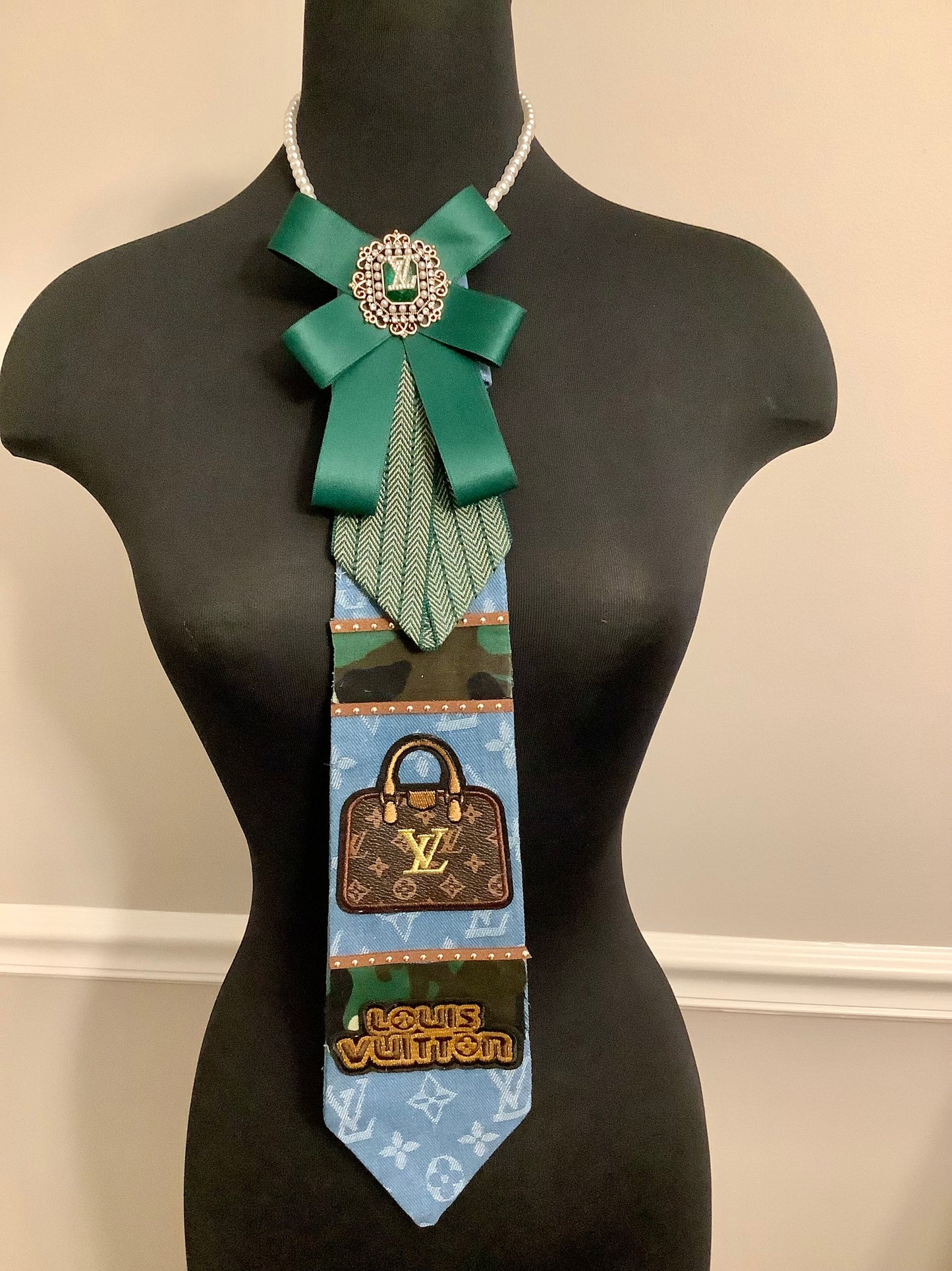 Necktie Necklace / TM Freestyle Ties