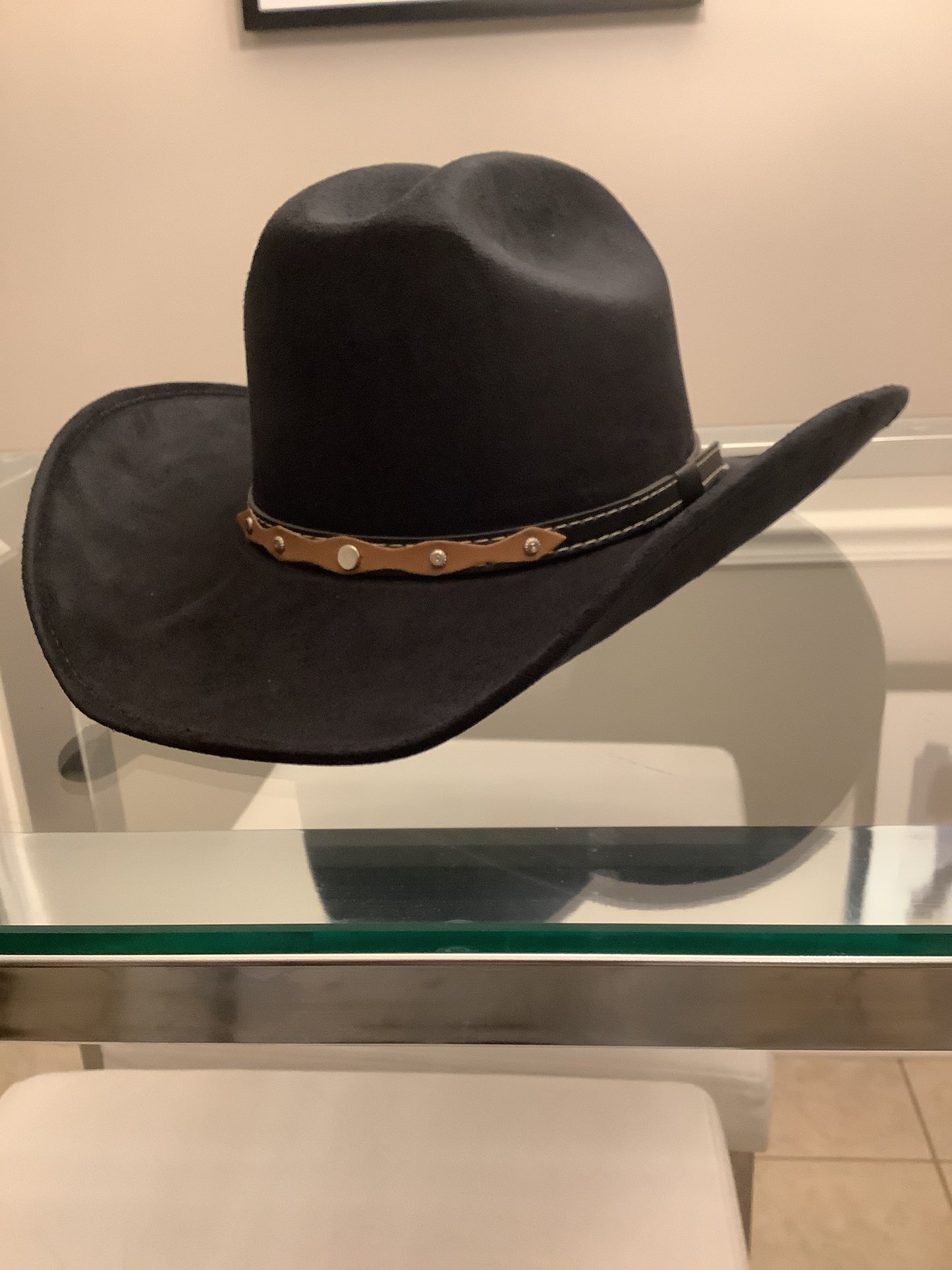 Cowboy hat / Black / Vegan Suede