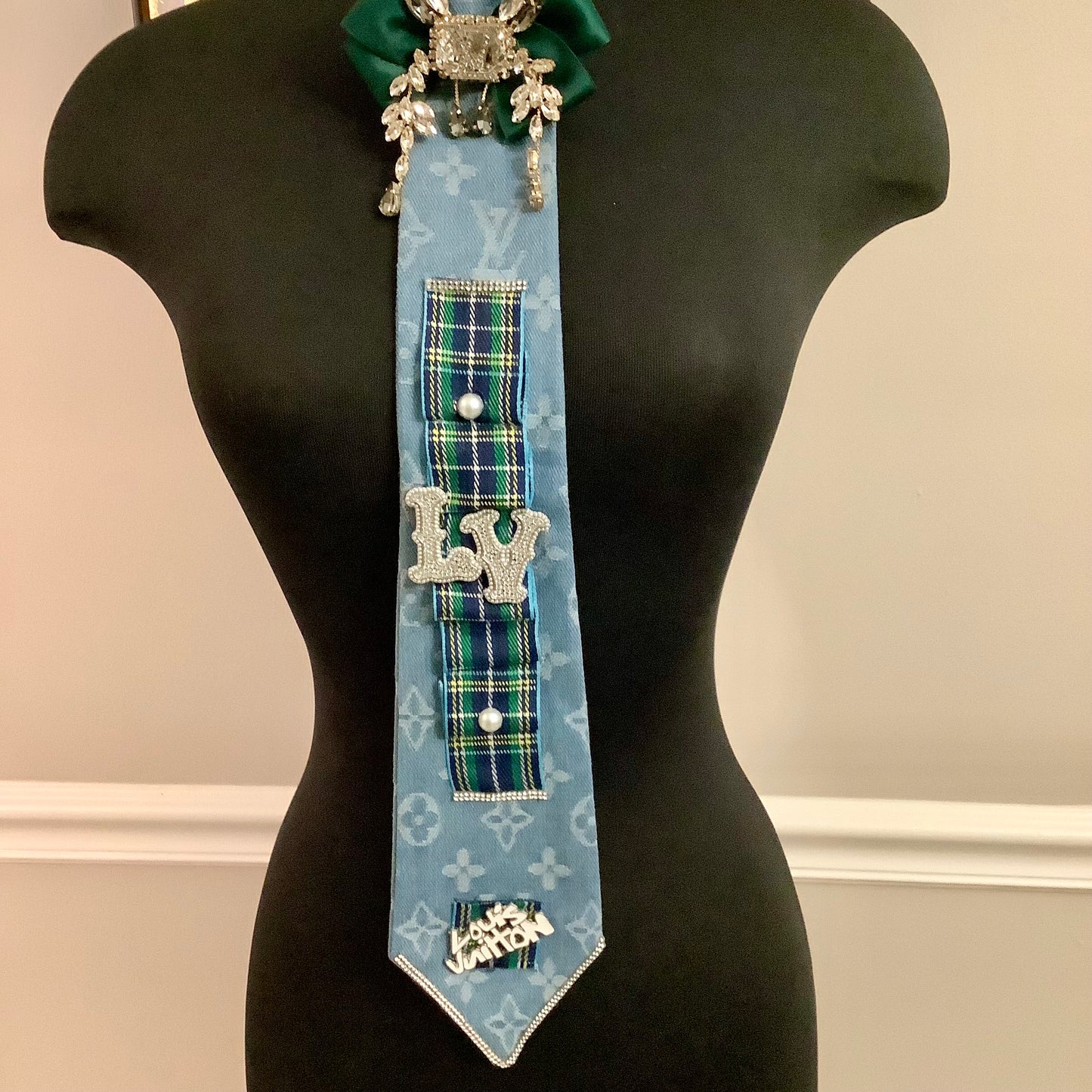 Custom Ties / Necktie Necklace / TM Freestyle Ties