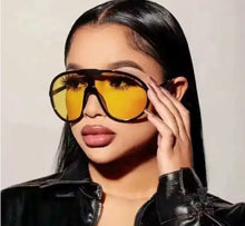 Load image into Gallery viewer, Sunglasses / Yellow lens / Black lens/ Big Lens frames