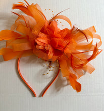 Load image into Gallery viewer, Fascinator hat with feathers / 12 different colors
