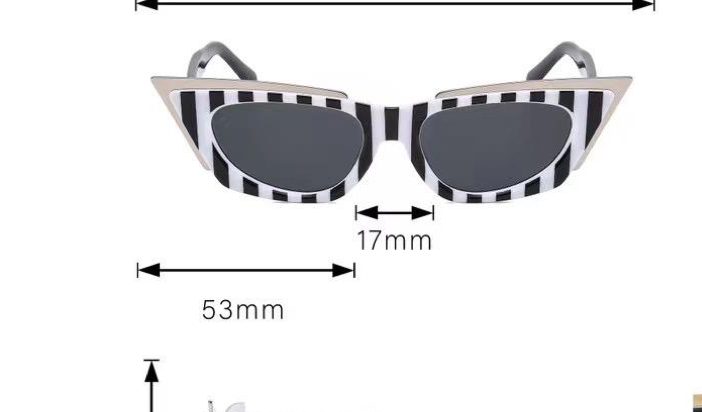 Bad Girl Frames