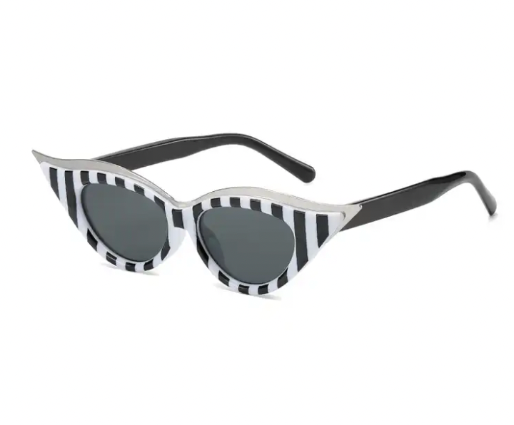 Bad Girl Frames
