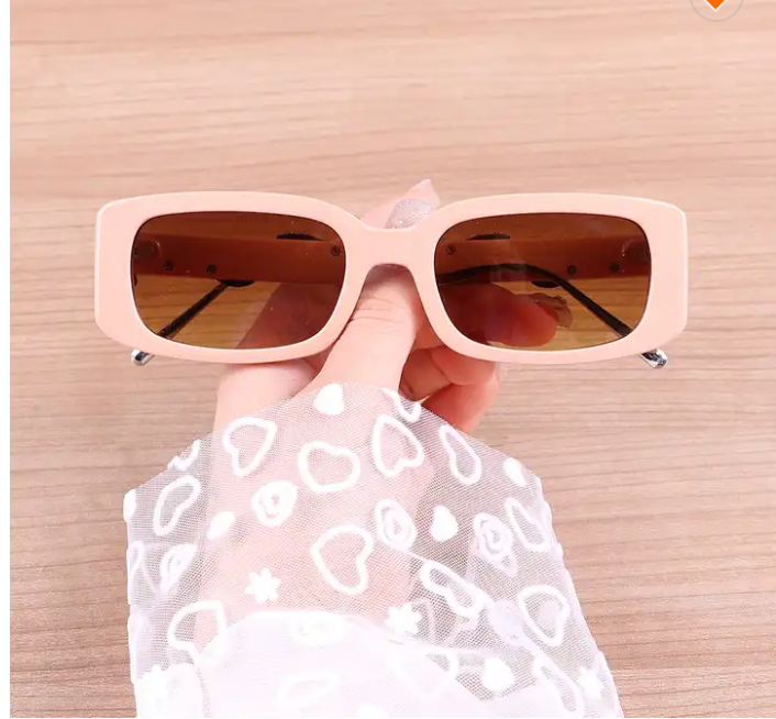 Clara Retro square frames