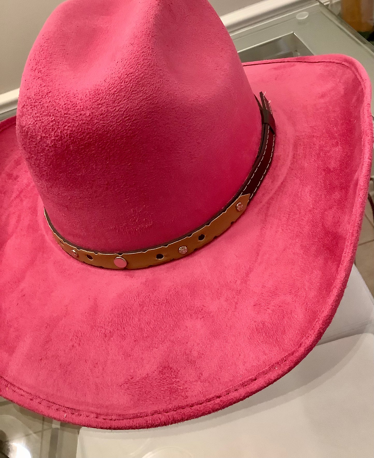 Cowboy hat / Fuchsia / Vegan Suede