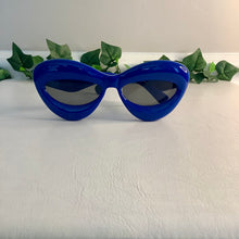 Load image into Gallery viewer, Bubble Cat eye Sunglasses
