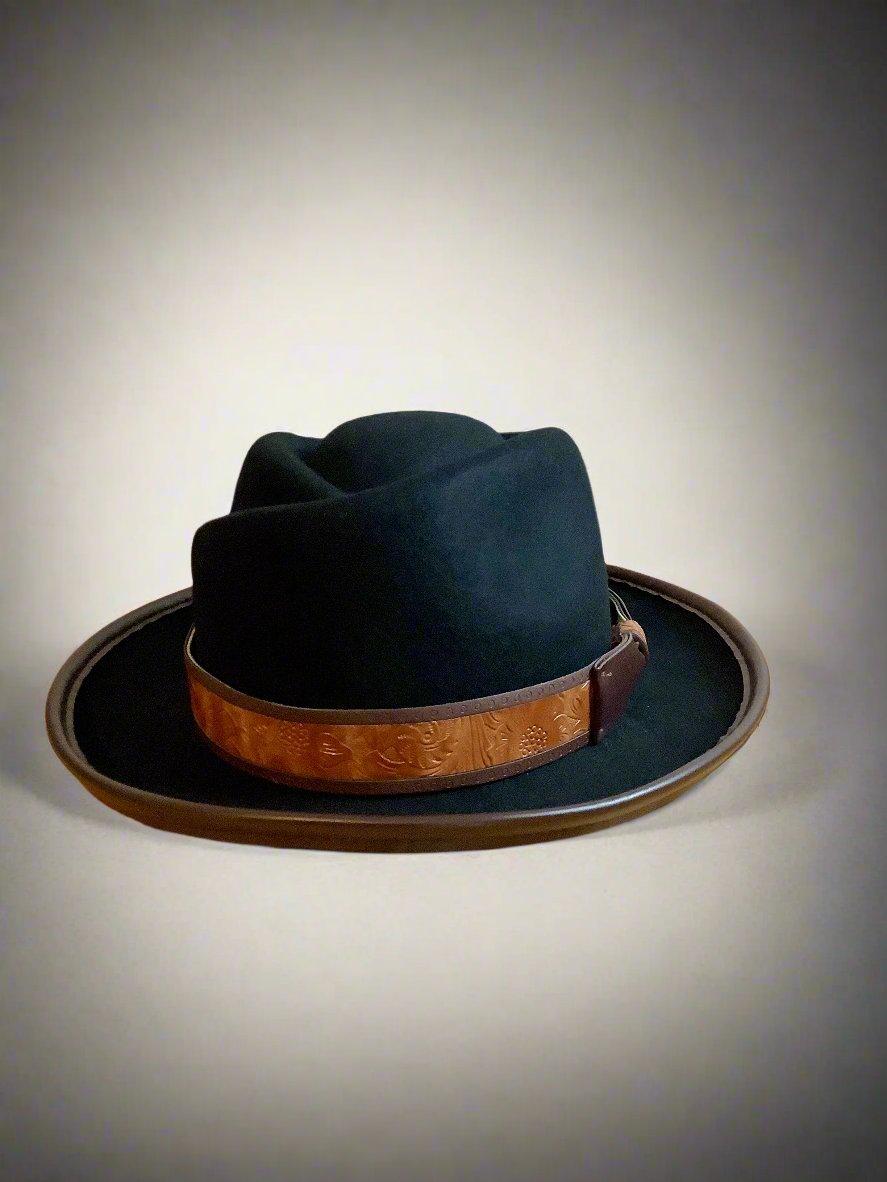 Short Brim black hat