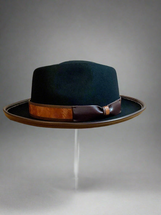 Short Brim black hat