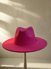Load image into Gallery viewer, Pink hat / Pink fedora / fuchsia hat /
