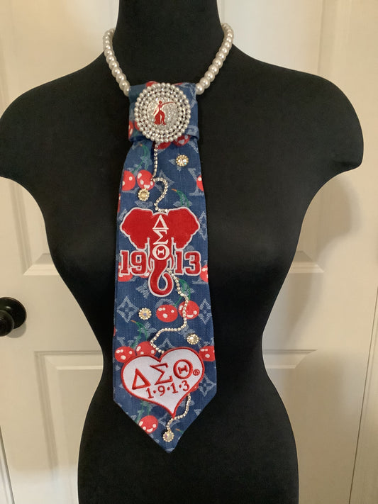 Necktie necklace - Sorority necktie