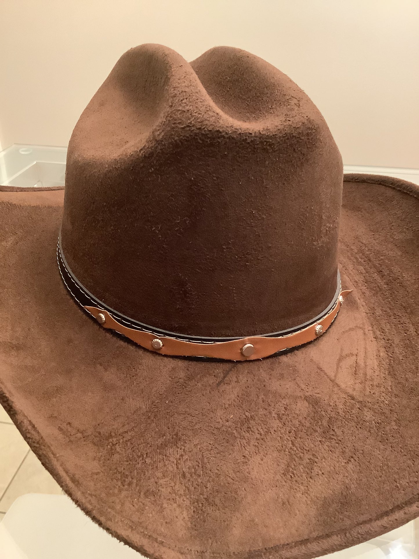 Brown Cowboy hat / Vegan Suede / Chocolate