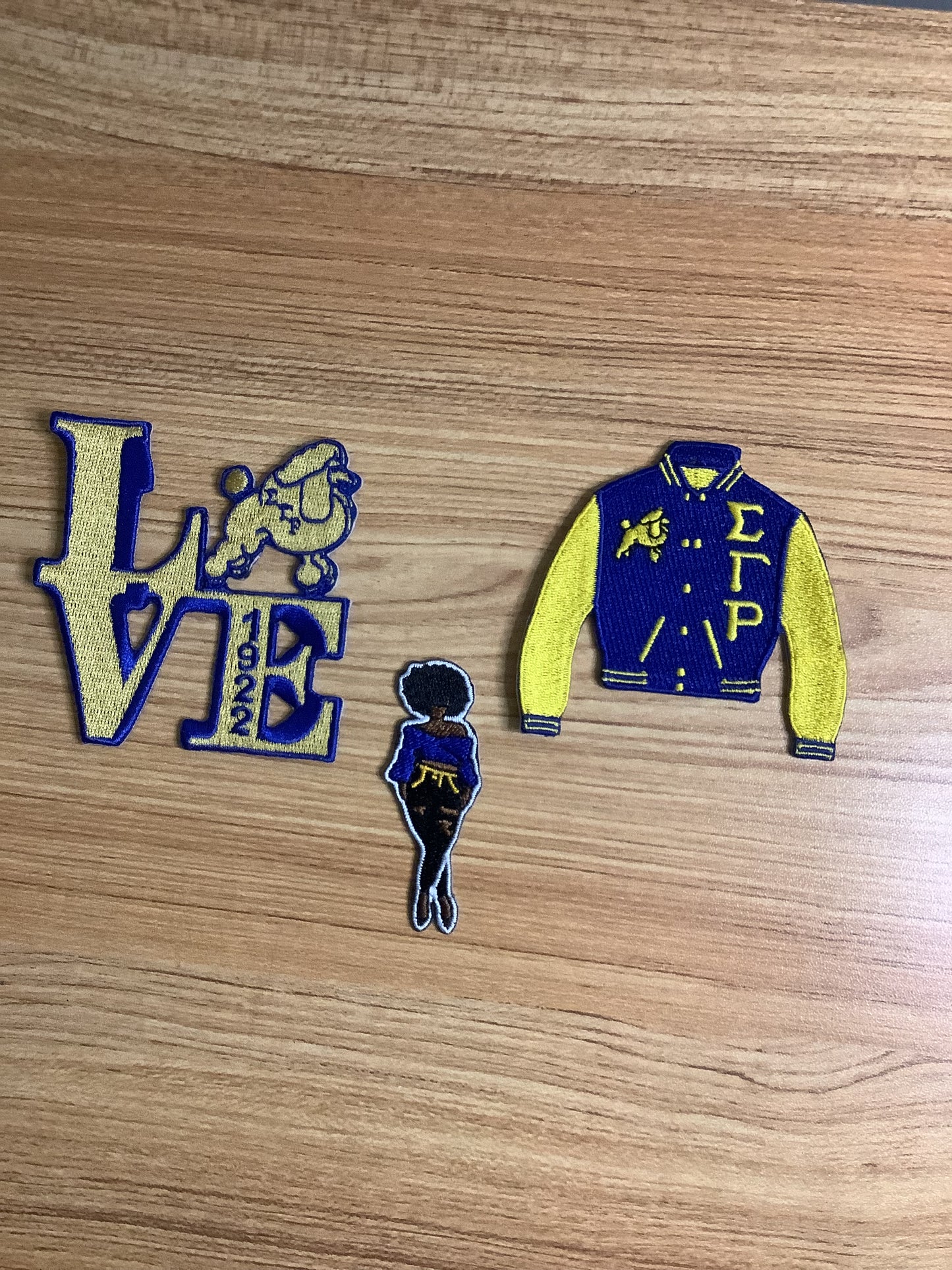 Sigma gamma Rho patches / iron patches / embroidered patches / heat seal/ sew on patches