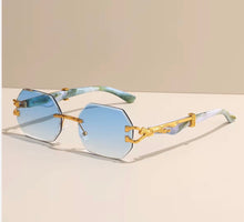 Load image into Gallery viewer, Sunglasses / Retro sunglasses / women sunglasses
