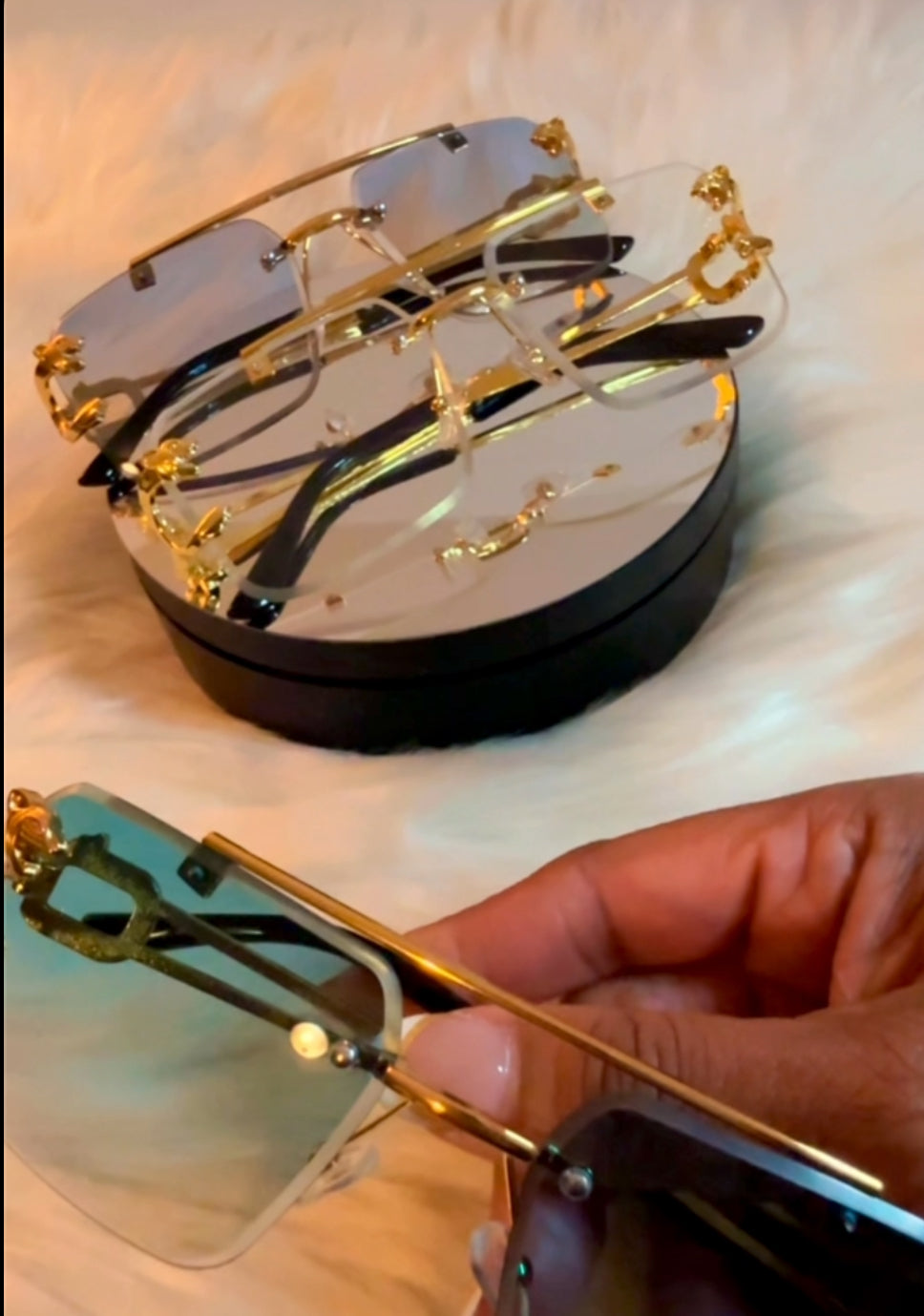 Sunglasses Rimless Frames with gold hardware