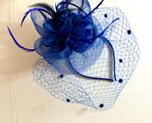 Load image into Gallery viewer, Fascinators with mesh veil / 11 different colors
